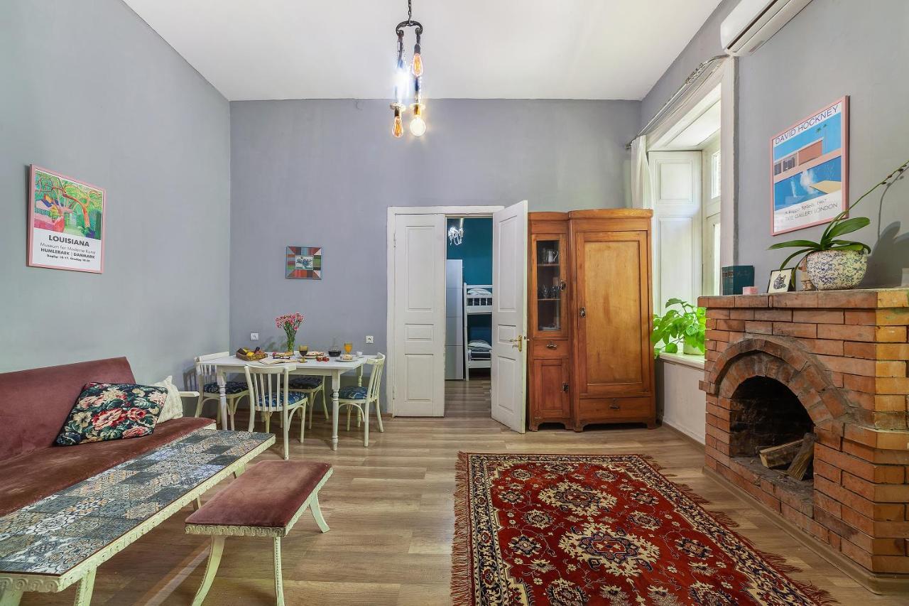 Hostel Indie Mindie Tbilisi Bagian luar foto