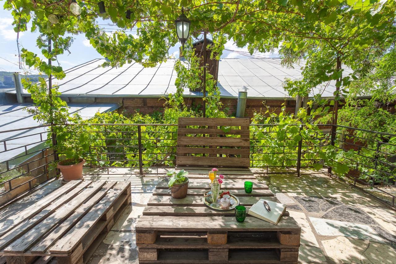Hostel Indie Mindie Tbilisi Bagian luar foto